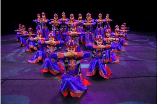 学七一讲话 唱时代赞歌——内蒙古艺术剧院为民演出歌舞团舞蹈专场